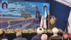 صادق وزیر راه و شهرسازی