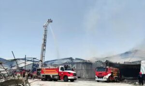 آتشسوزی در انبار شرکت پایور گهر تجارت بندر امام خمینی