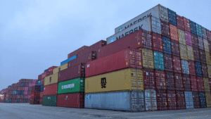 ۱۰ عامل رسوب کالا در گمرک ایران