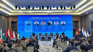 نخستین کنفرانس مدیران بندری و لجستیکی شانگهای 