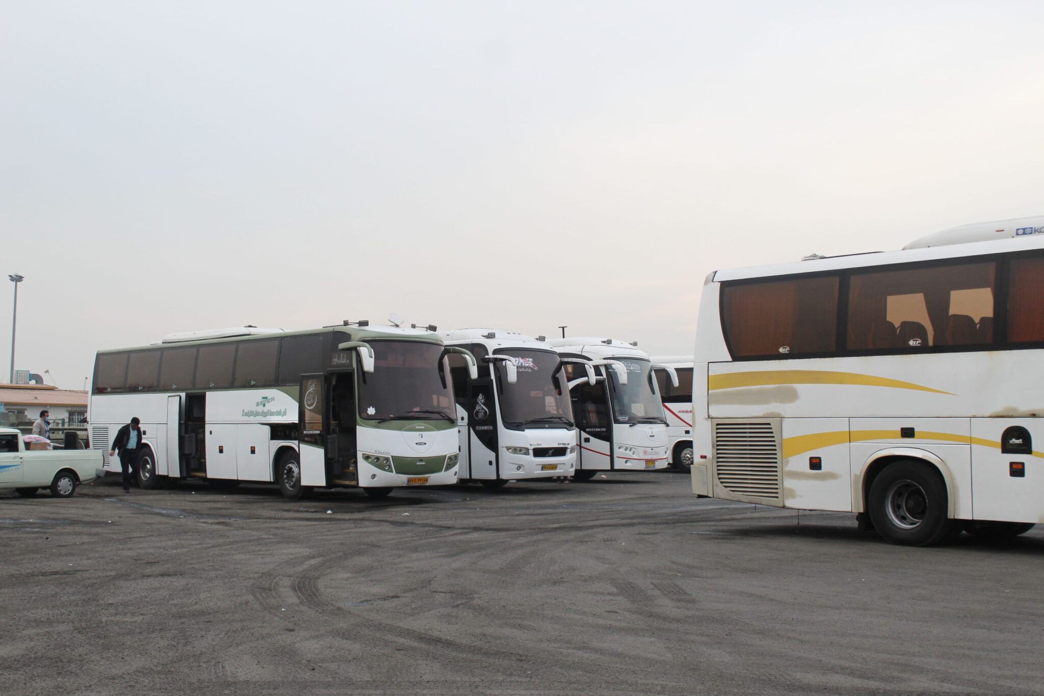 اتوبوس مسافری