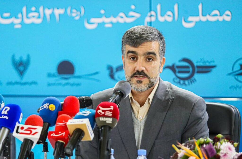 رضا اکبری