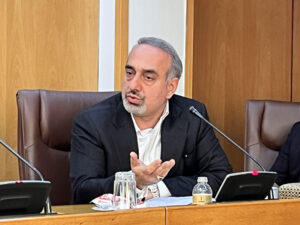 سیدعلیرضا سید وکیلی