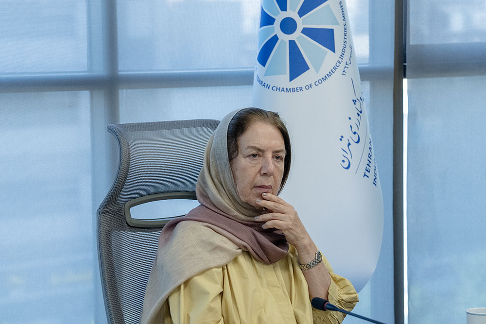 فریال مستوفی