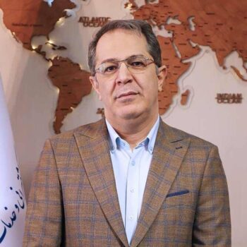 Picture of فرداد فیروزپور | کارشناس دریایی و عضو انجمن کشتیرانی و خدمات وابسته ایران