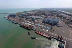 عملکرد نفتی بندر امیرآباد