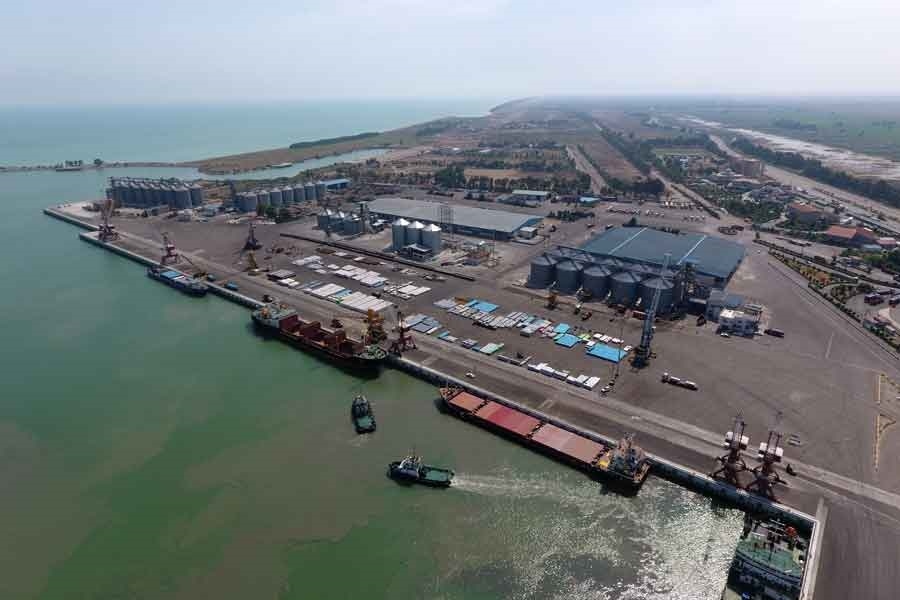 عملکرد نفتی بندر امیرآباد