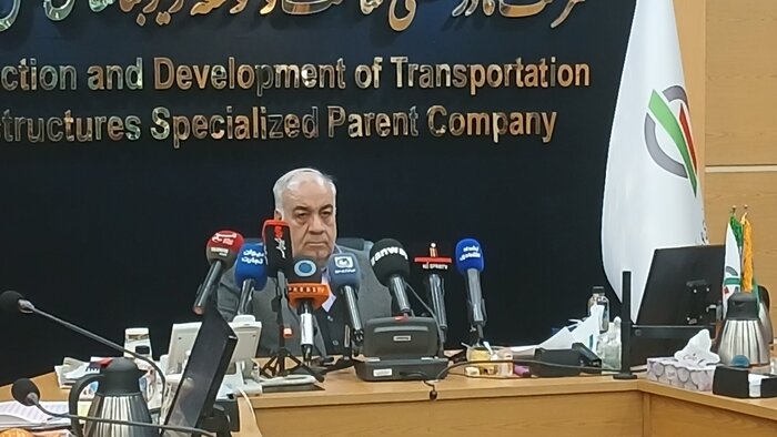 هوشنگ بازوند