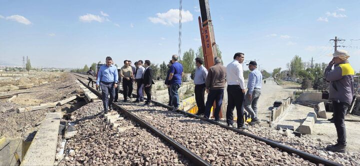 بازسازی پل ورودی شهر چهارباغ