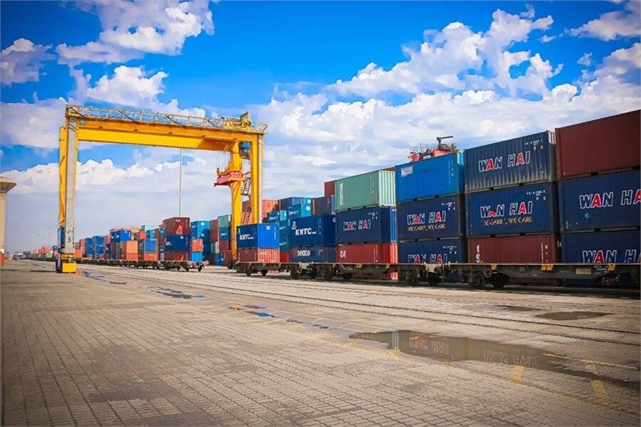 بندر خرمشهر هاب ترانزیتی