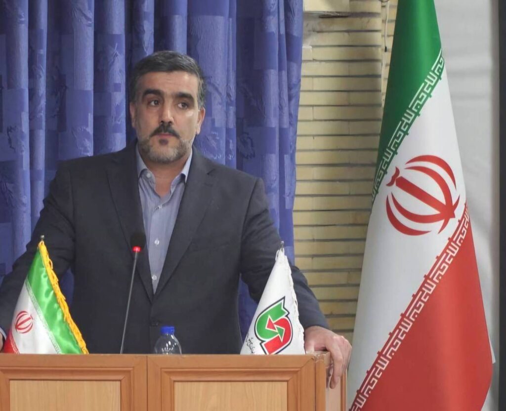 رضا اکبری