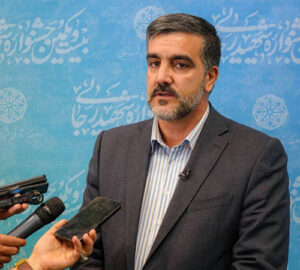 رضا اکبری